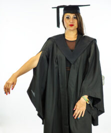 Notre Dame How Sleeve is Worn